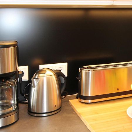 Hotel Ulm Zentrum - Komplettes Zimmer, Hochbett, Android Tv & Eigenem Bad - Perfekt Fuer Familien & Gruppen Eksteriør bilde